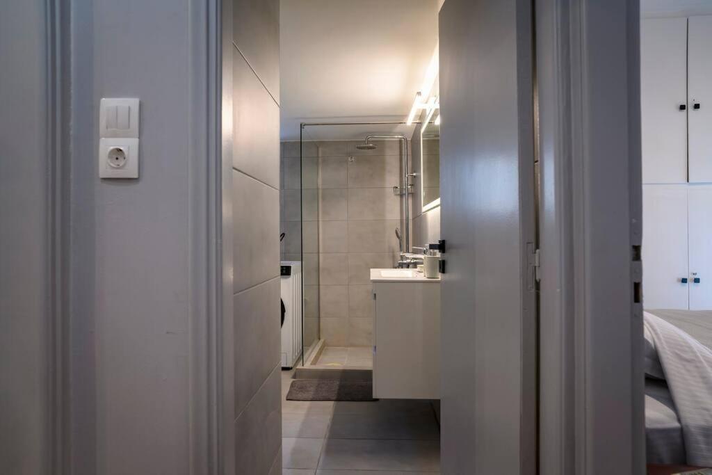 Appartement Seaview Orchid 2 Bed Elegance à Athènes Extérieur photo